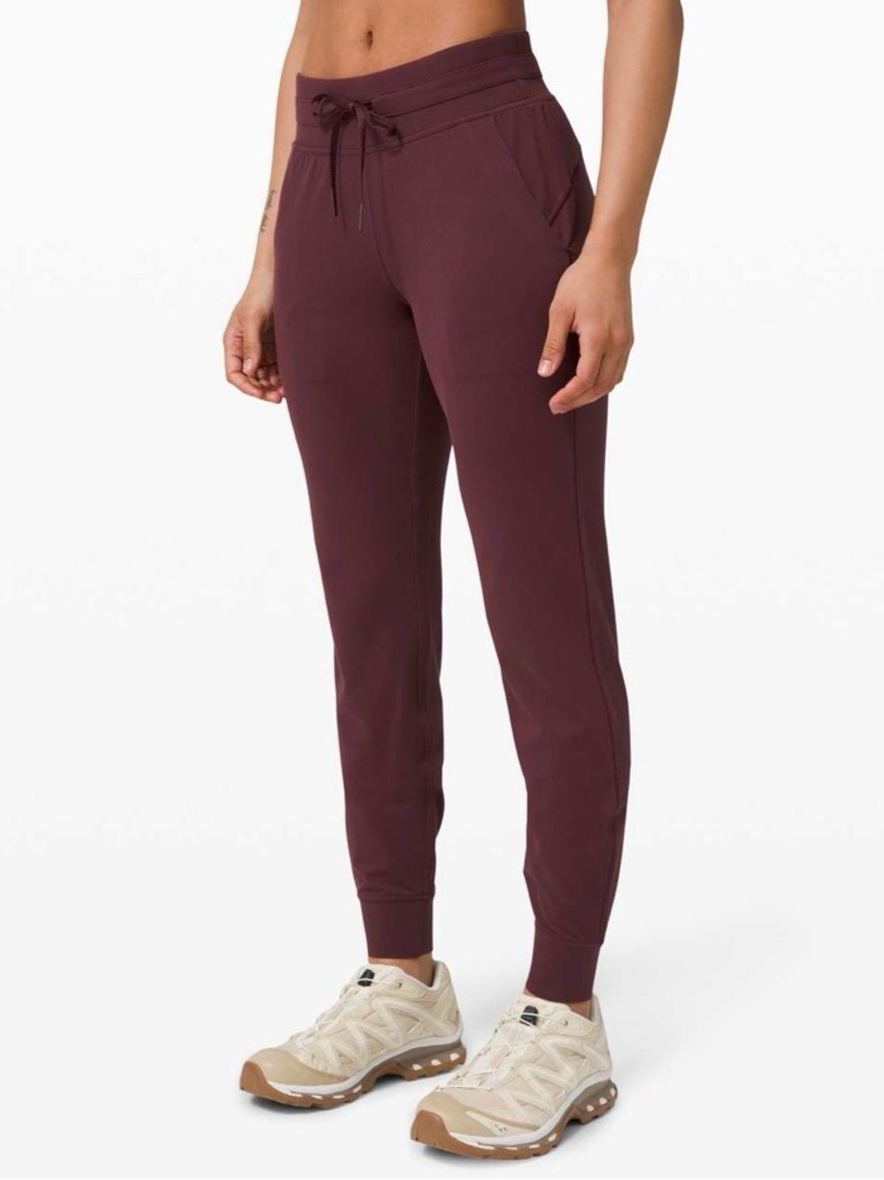 Lululemon Ready To Rulu Pant *29"
Cassis